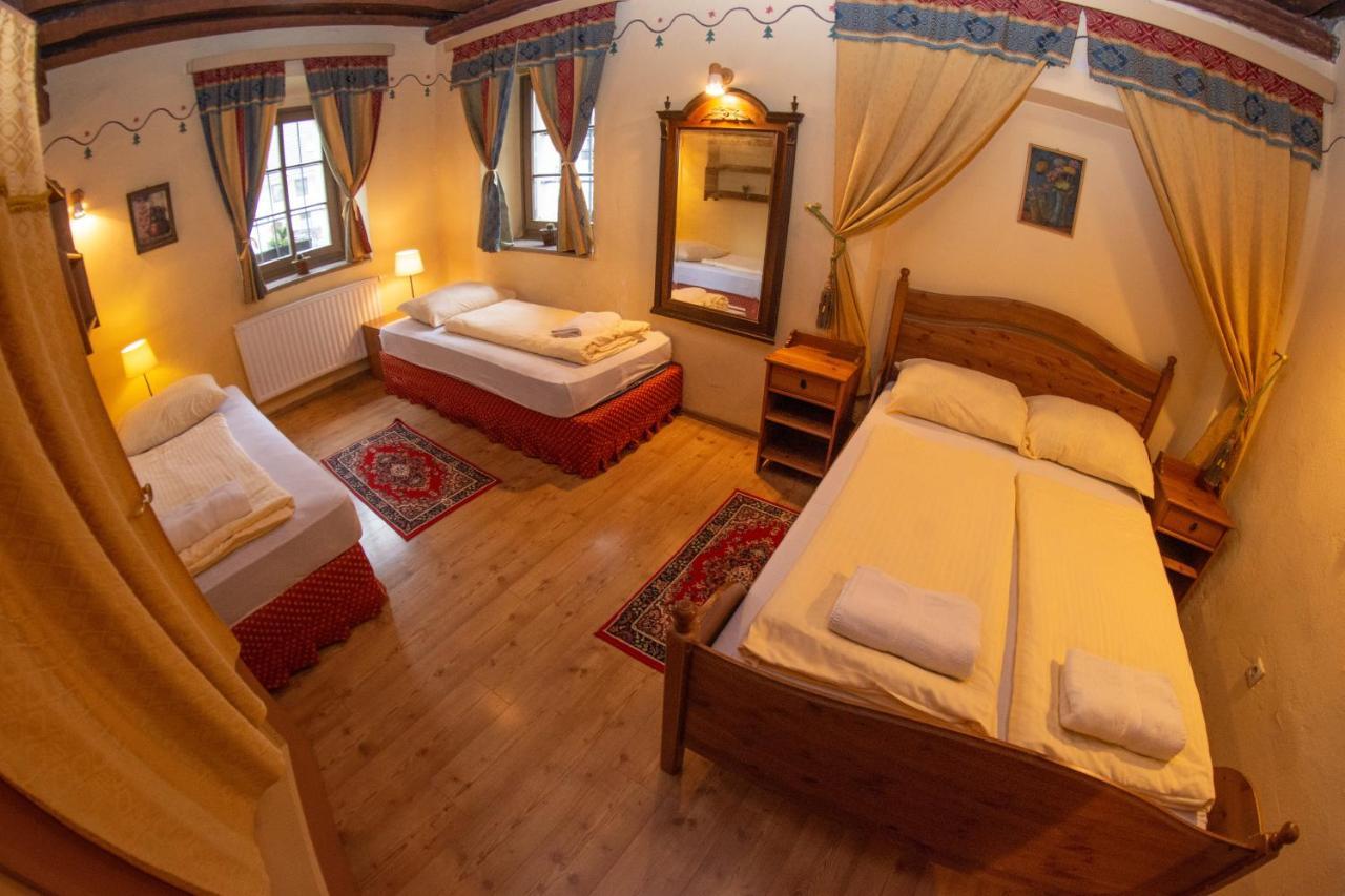 Apartments Belopeski Dvori Kranjska Gora Room photo