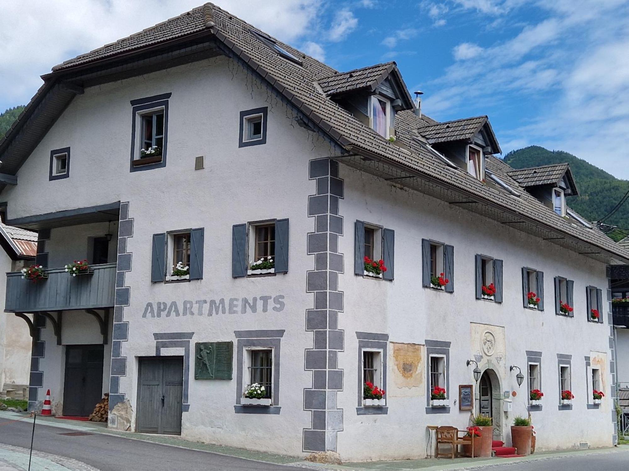 Apartments Belopeski Dvori Kranjska Gora Exterior photo